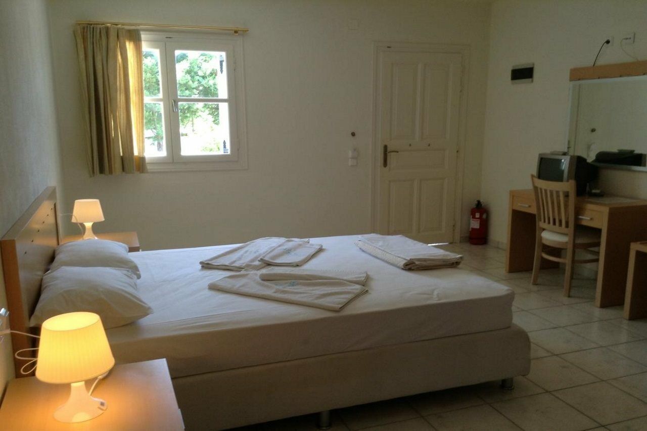 Marialena Village Platanias  外观 照片